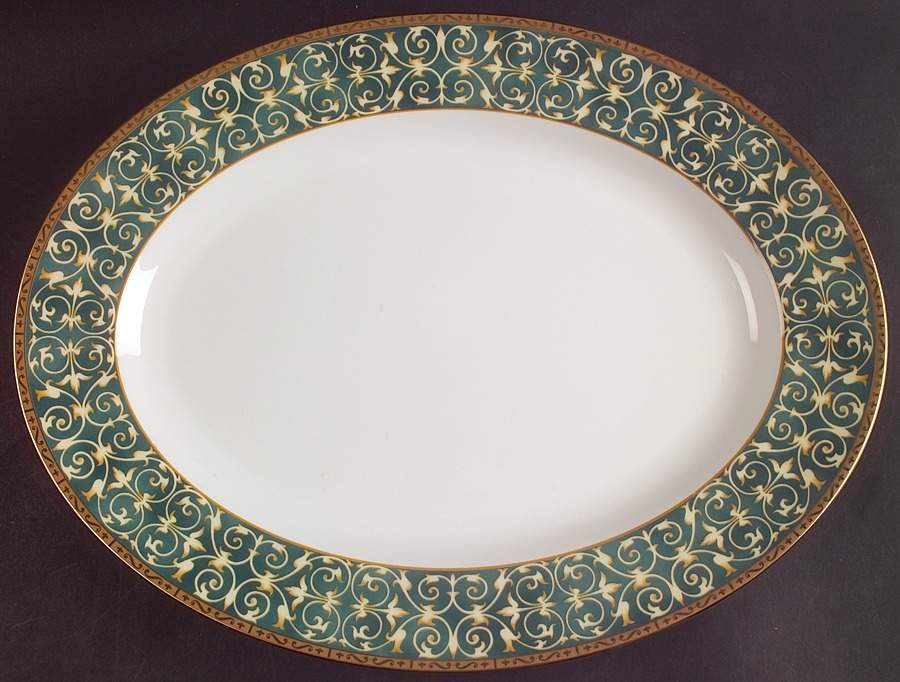 Everleigh 15" Oval Serving Platter by Wedgwood-1