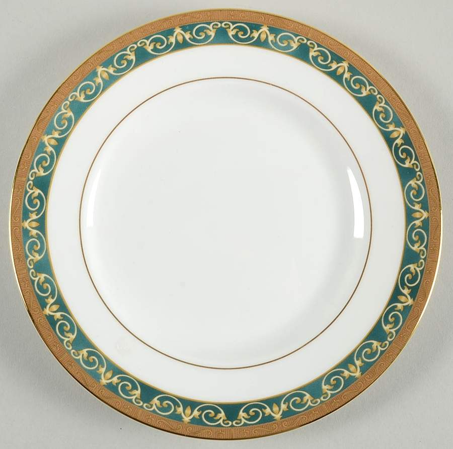 Everleigh Dessert/Pie Plate by Wedgwood-1