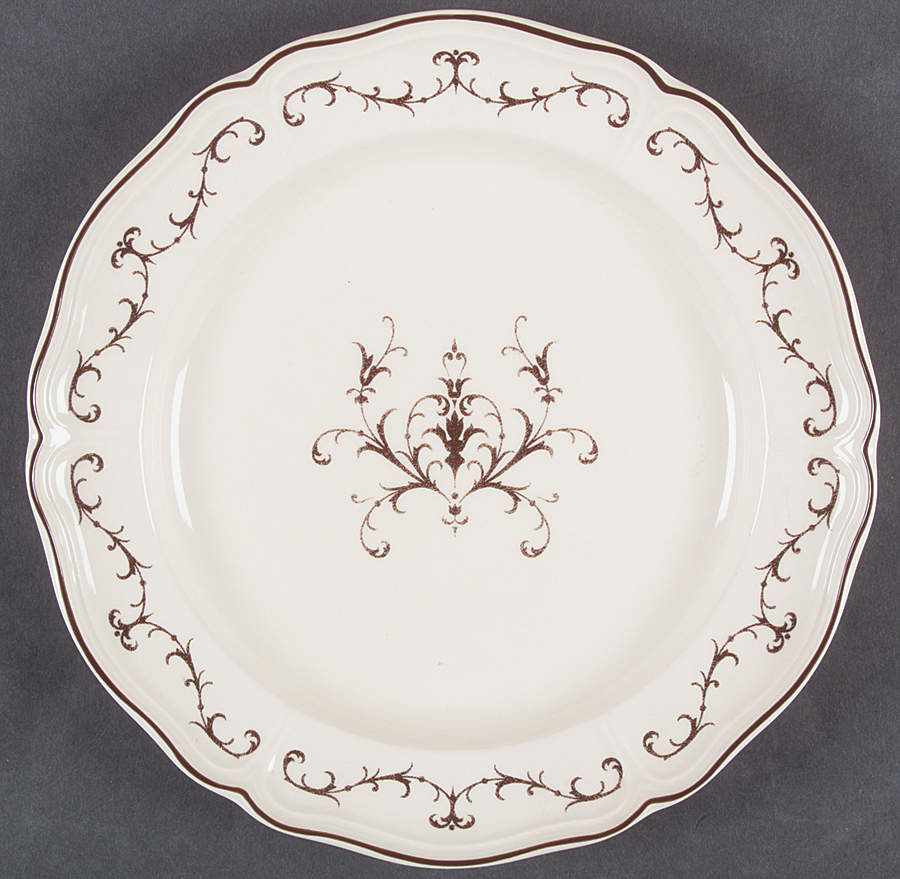Queen's Filigree Dinner Plate by Wedgwood-1