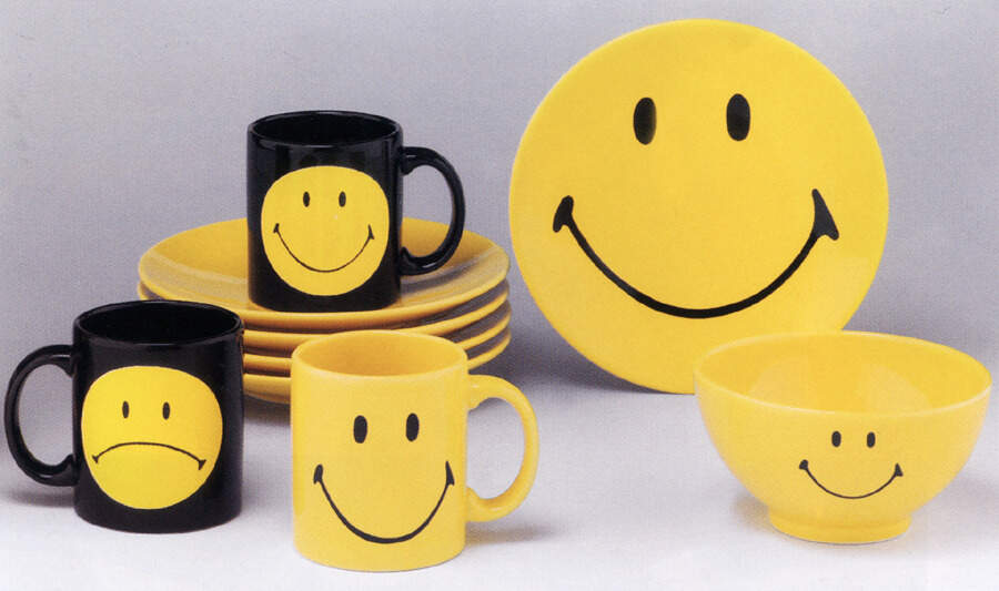 Smiley Black Mug by Waechtersbach-1