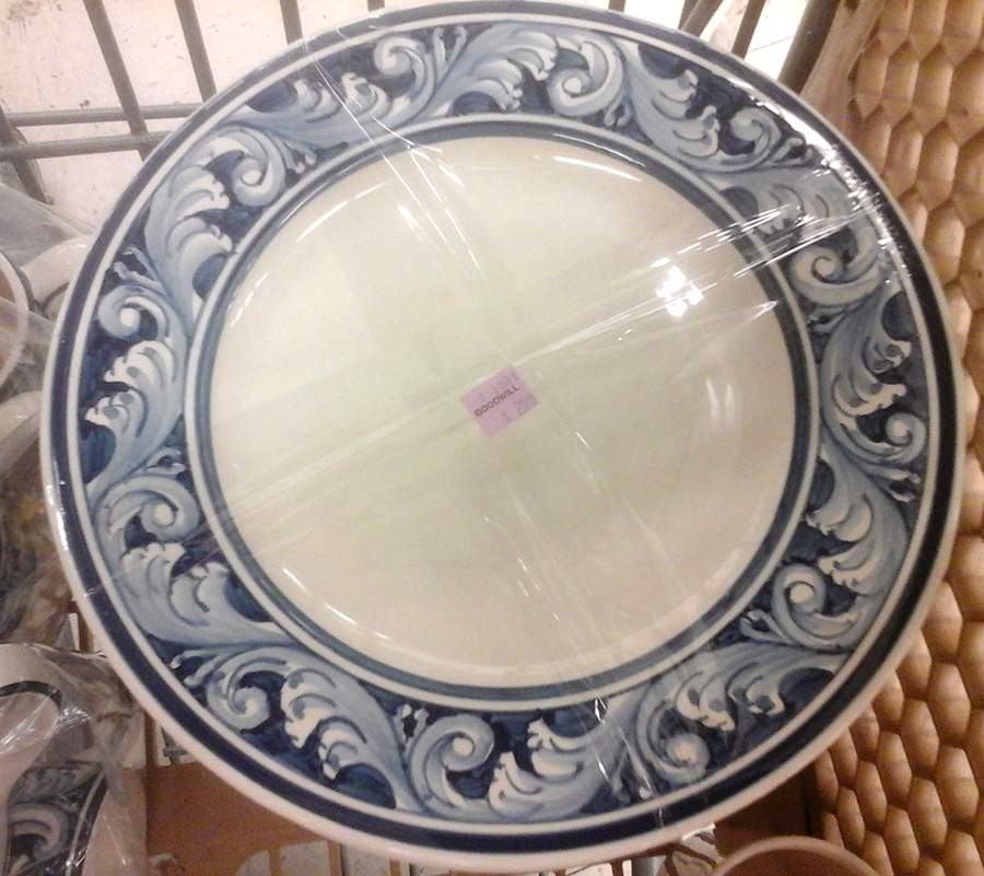 Renaissance Dinner Plate by Williams-Sonoma-1