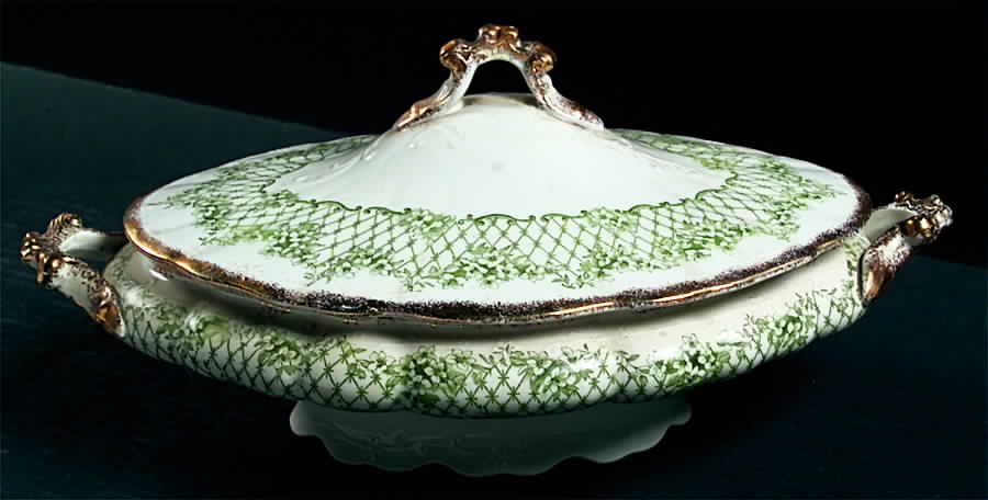 Flora Gold (Gold Brushed Edge) Oval Covered Vegetable by Wedgwood-1
