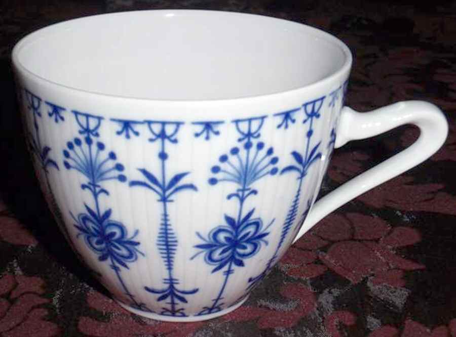 WIG609 Flat Cup by Winterling - Bavaria-1