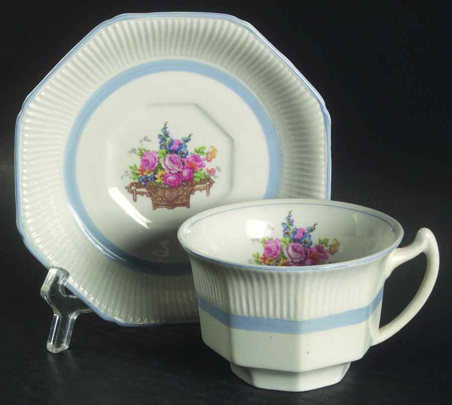 WOO99 Flat Cup & Saucer Set by Wood & Sons-1