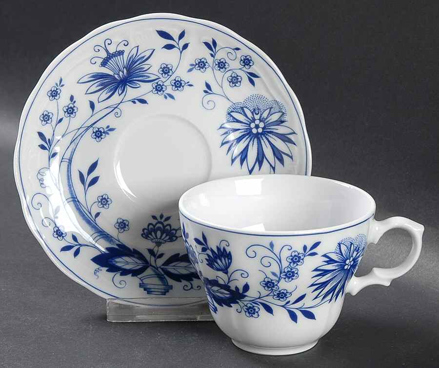 RXH19 Flat Cup & Saucer Set by Retsch & Co-1