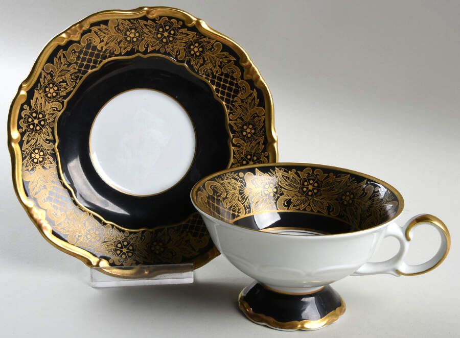 68051 Footed Cup & Saucer Set by Weimar-1