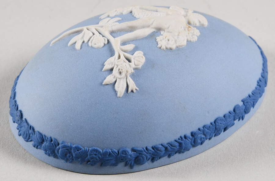 Cream Color and Portland Blue on Lavender Lid for Egg Box by Wedgwood-1