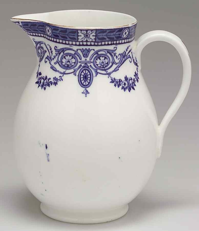 Y1304 24 Oz Pitcher by Wedgwood-1