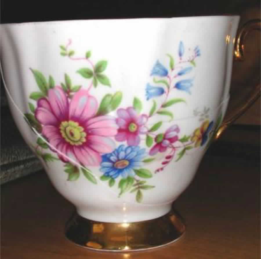 1603-83 Footed Cup by Windsor (England)-1