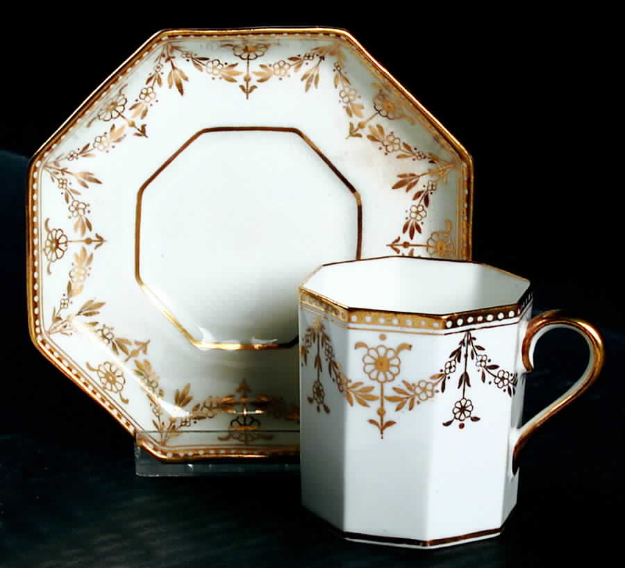 Y2091 Flat Demitasse Cup & Saucer Set by Wedgwood-1