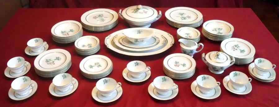 Columbine 16" Oval Serving Platter by Wentworth-1