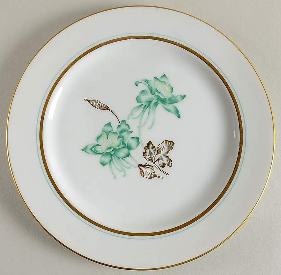 Columbine Dinner Plate by Wentworth-1