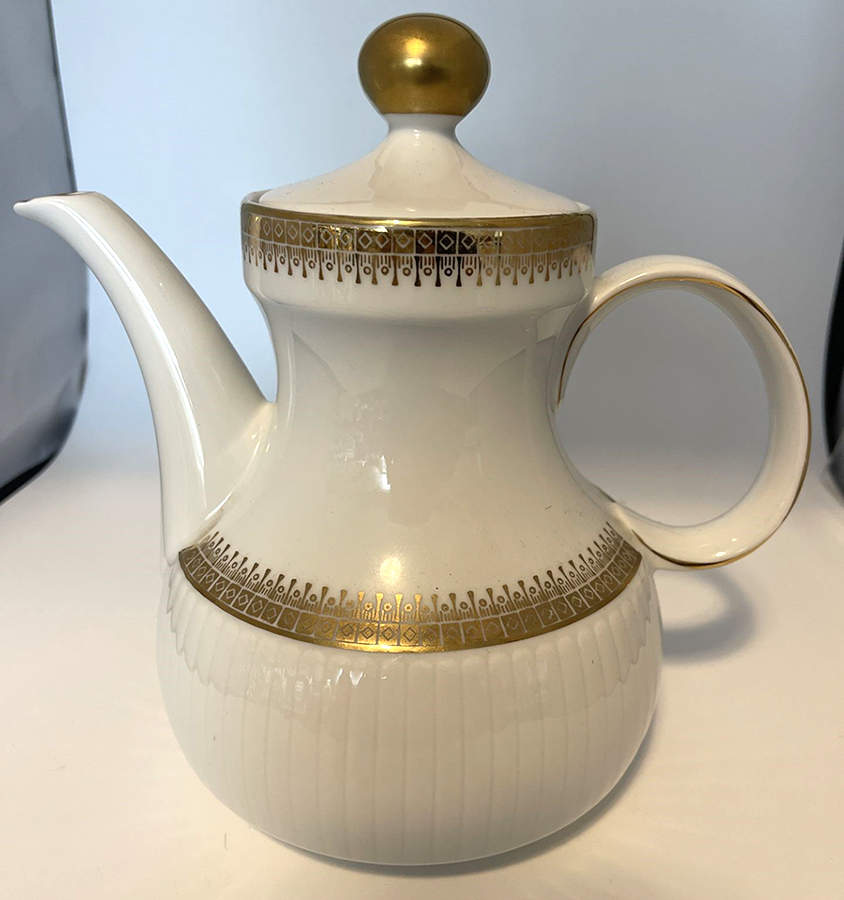 WIG637 Teapot & Lid by Winterling - Bavaria-1
