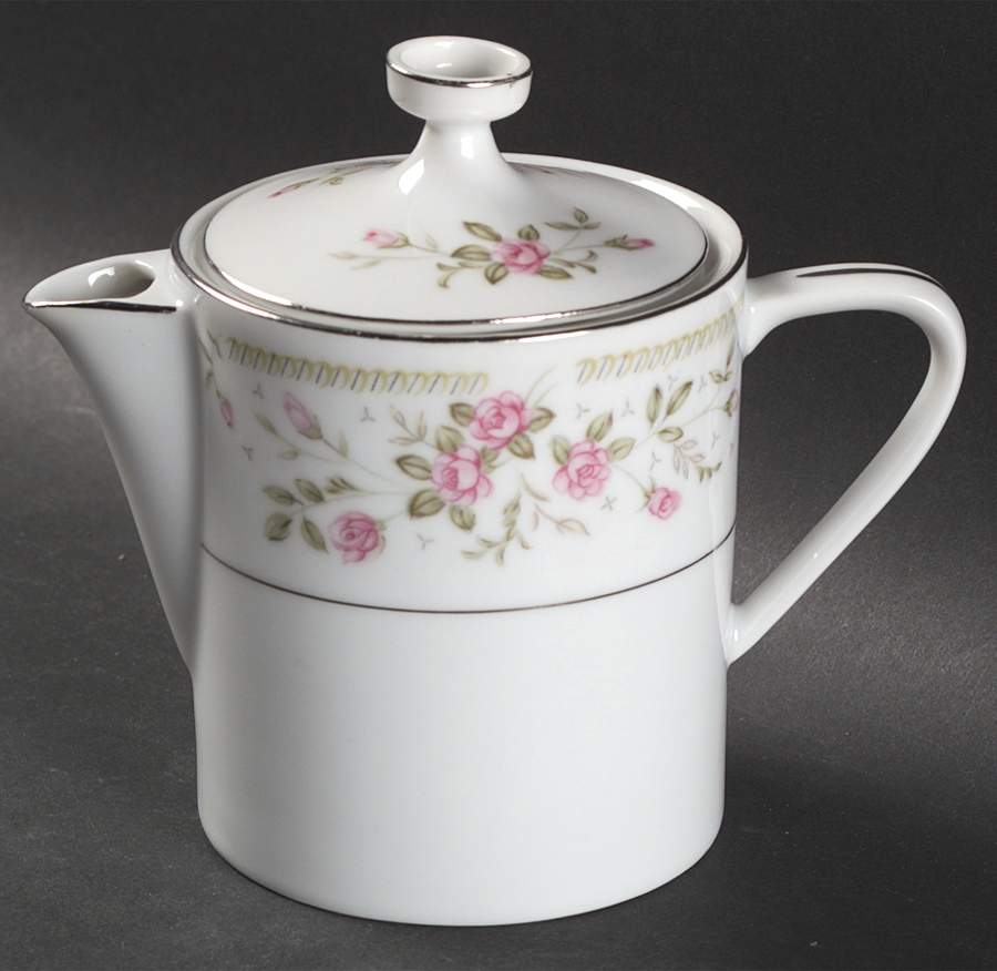 Avon Creamer & Lid by Wentworth-1