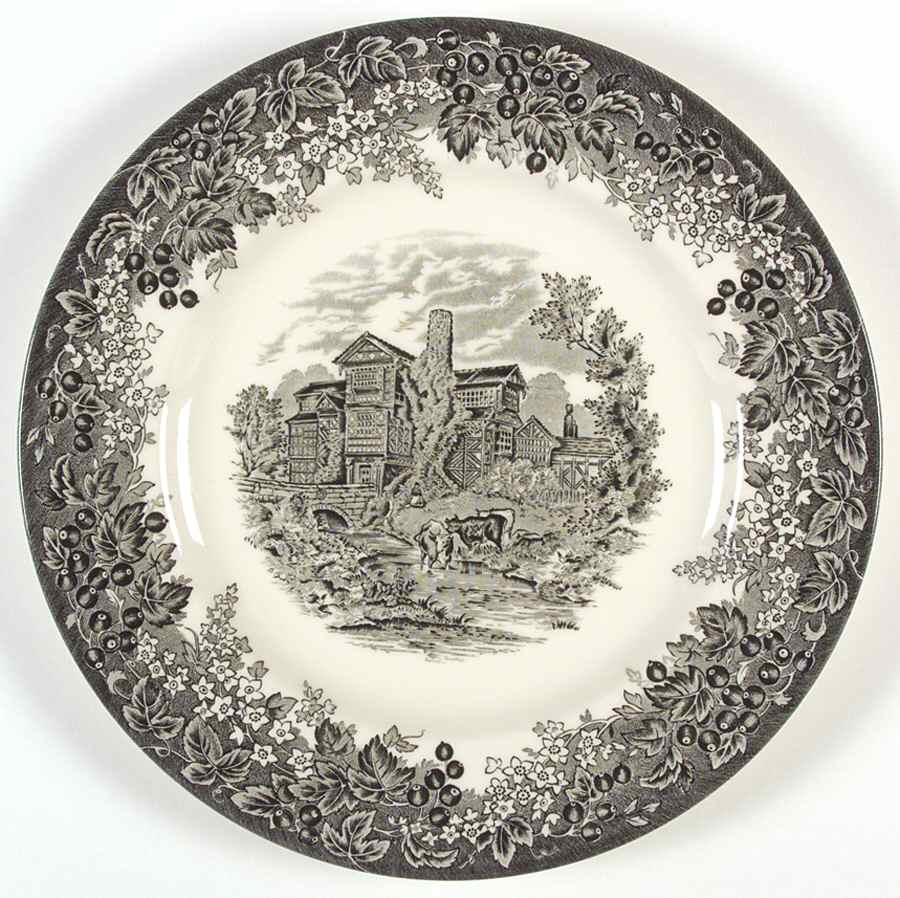 Romantic England Black Dinner Plate by Wedgwood-1