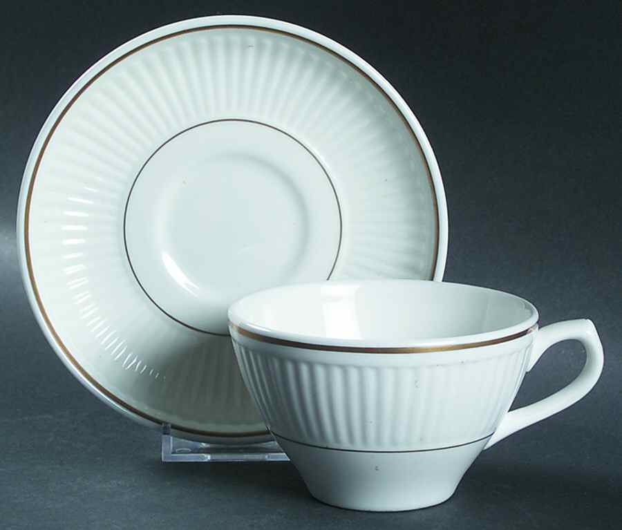 WW273 Flat Cup & Saucer Set by Wedgwood-1