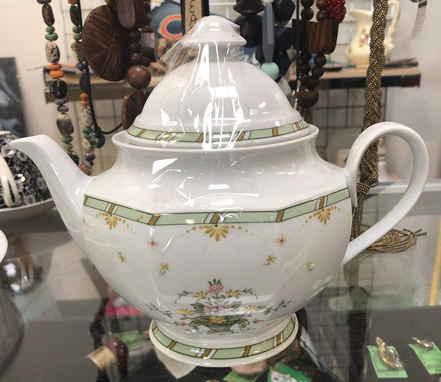 WIG651 Teapot & Lid by Winterling - Bavaria-1