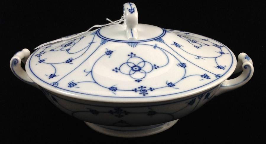 Copenhagen Round Covered Vegetable by Weimar-1