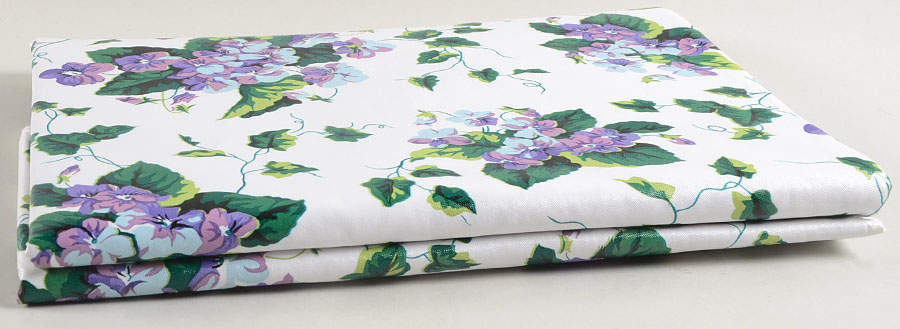 Sweet Violets Round Vinyl Tablecloth by Waverly-1