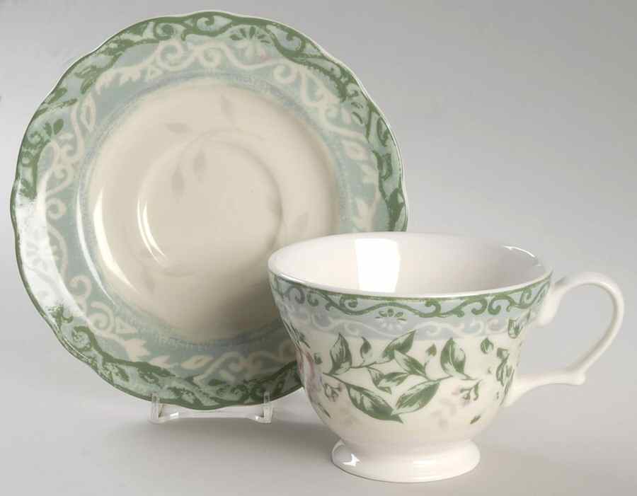 Elizabeth Footed Cup & Saucer Set by Westbury Court-1