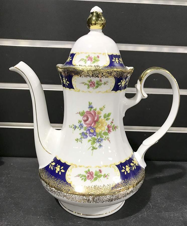 Wig665 Coffee Pot & Lid by Winterling - Bavaria-1