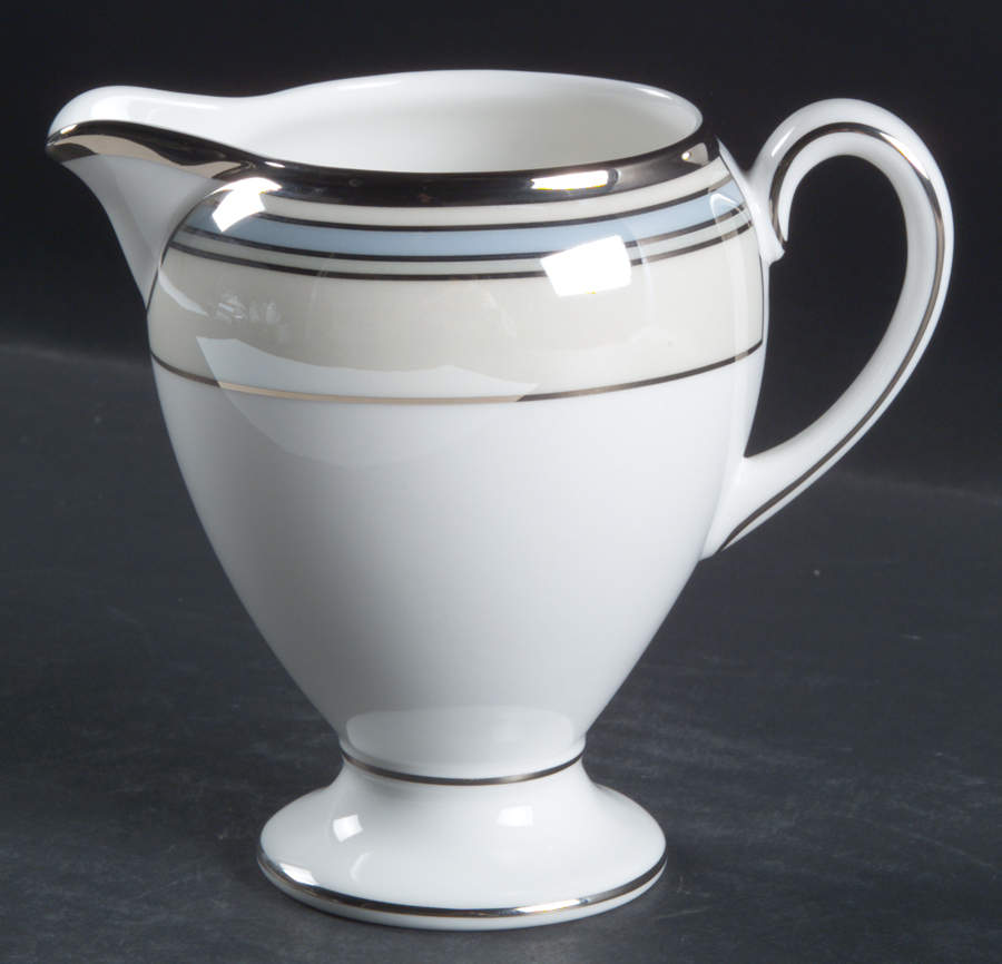 Lustreware Accessories Globe Shape Creamer by Wedgwood-1