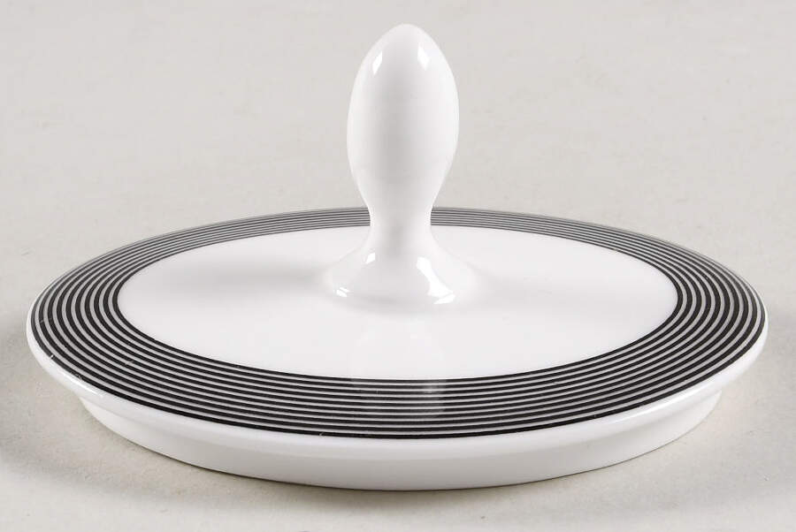 Cosmos Lid for Sugar Bowl by Wedgwood-1