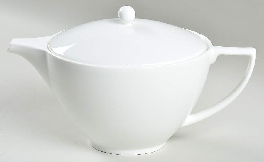 Jasper Conran (Bone, Plain) Teapot & Lid by Wedgwood-1