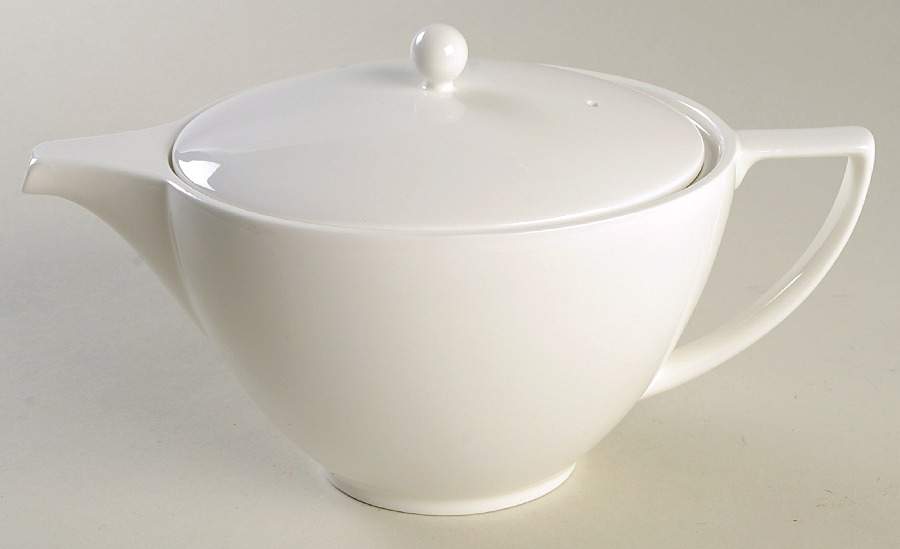 Jasper Conran (Bone, Plain) Small Teapot & Lid by Wedgwood-1