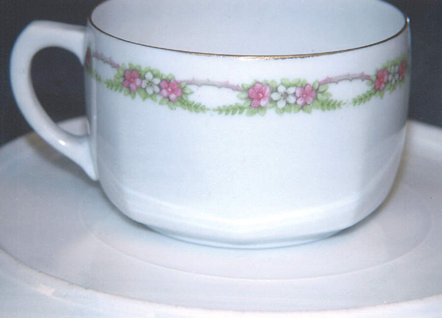 Wei59 Flat Cup & Saucer Set by Weimar-1