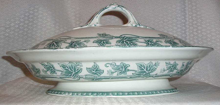 Ivy Green Oval Covered Vegetable by Wedgwood-1