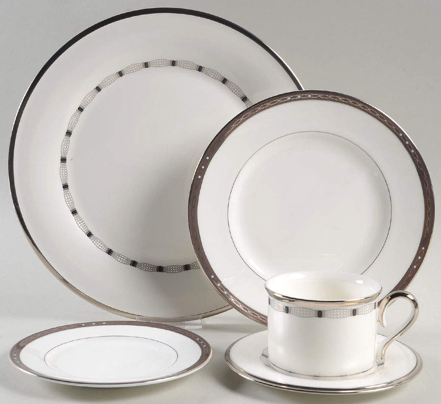 Catania 5 Piece Place Setting by Waterford China-1