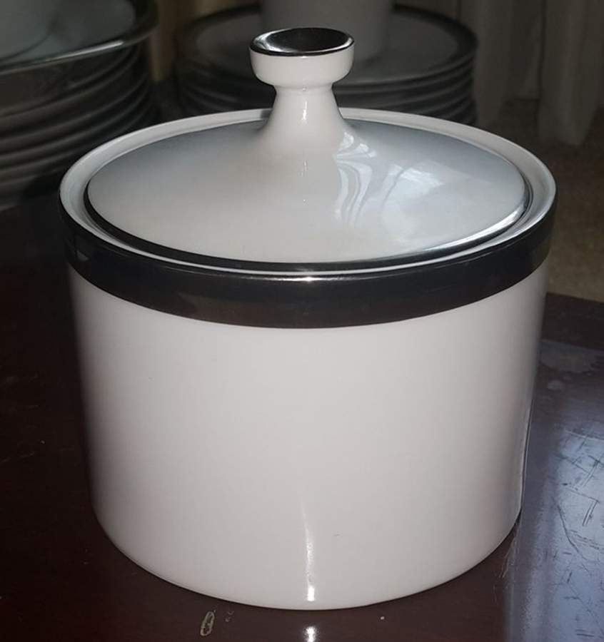 Swathmore Sugar Bowl & Lid by Wentworth-1