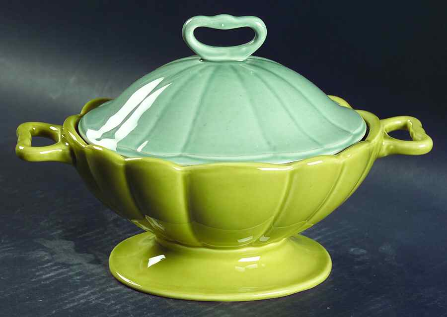 Green Tea Oversize Sugar Bowl & Lid by Waterford China-1
