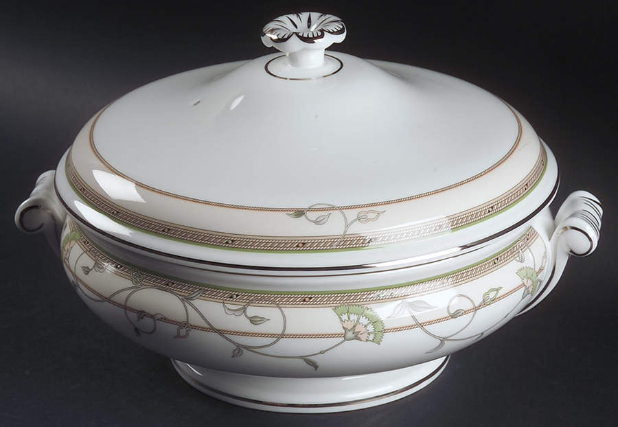 Heiress Round Covered Vegetable by Wedgwood-1