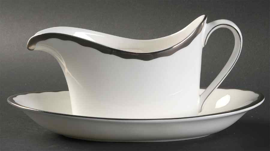 Silhouette Gravy Boat & Underplate by Wedgwood-1