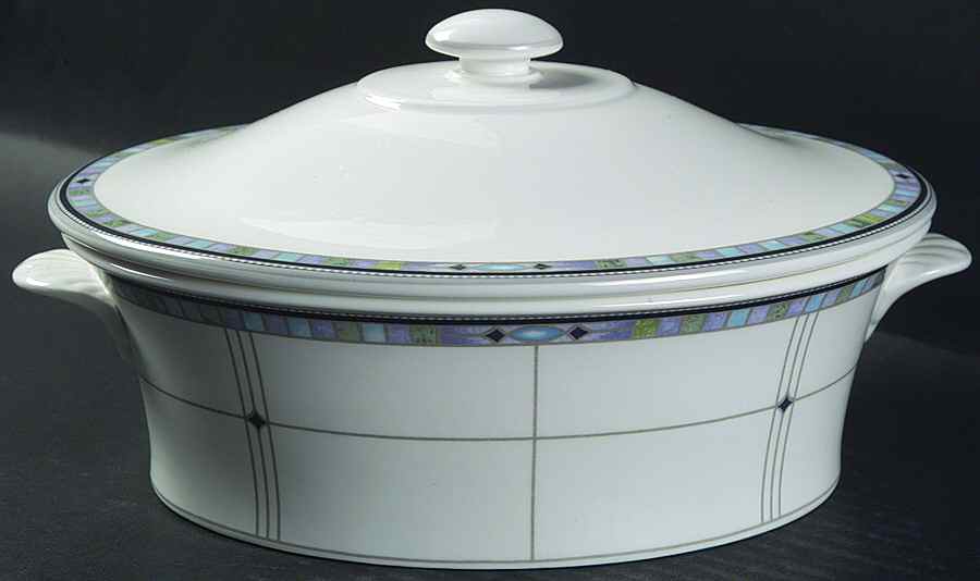 Quadrants Oval Covered Vegetable by Wedgwood-1