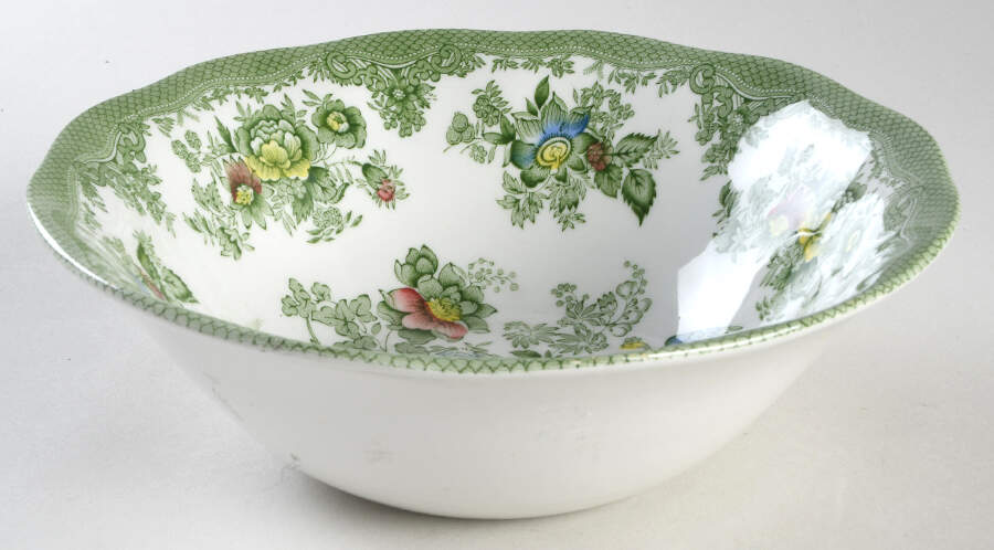 Asiatic Pheasants Green Multicolor 8" Round Vegetable Bowl by Wedgwood-1