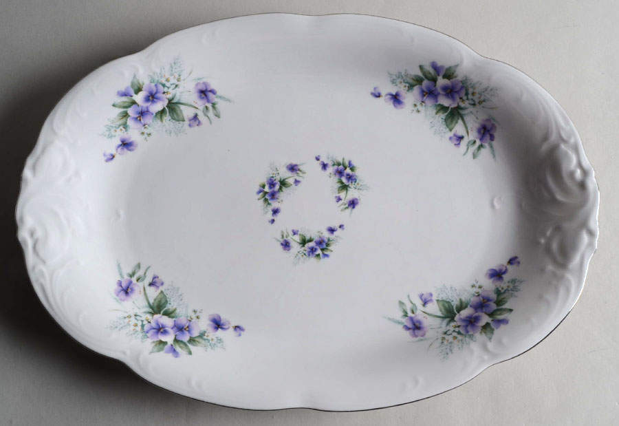 WAV46 13" Oval Serving Platter by Wawel-1