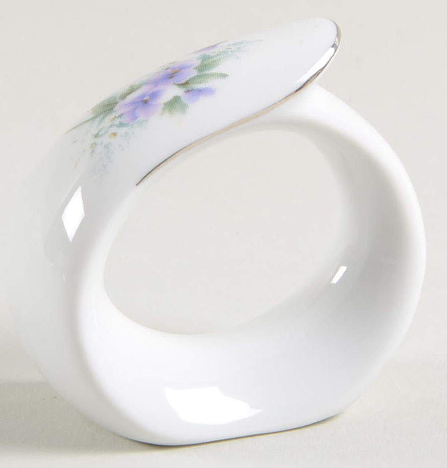 WAV46 Napkin Ring by Wawel-1
