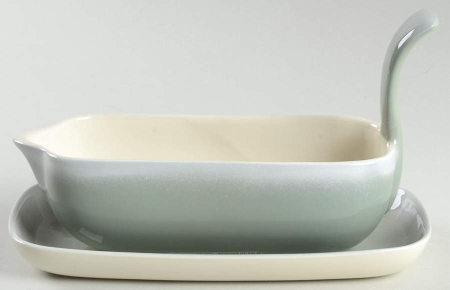 WIN36 Gravy Boat & Underplate/Relish by Winfield-1