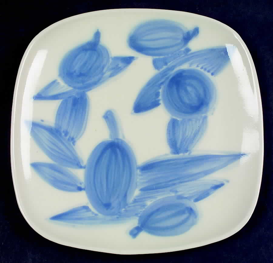 WIN47 Luncheon Plate by Winfield-1