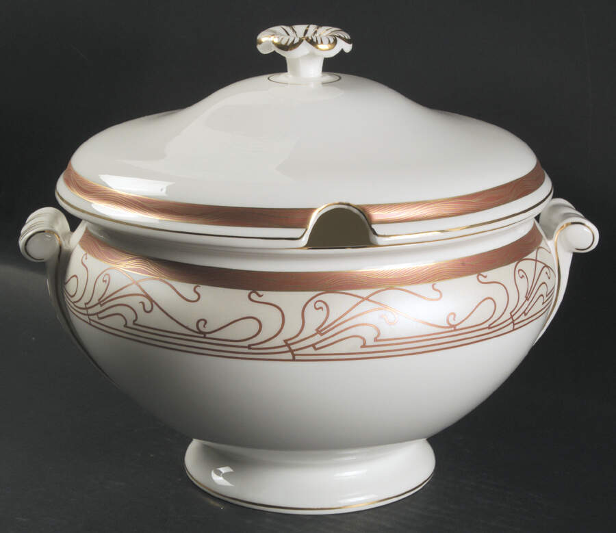 Paris Tureen &  Lid by Wedgwood-1