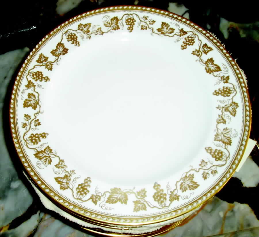 X7107 Dinner Plate by Wedgwood-1