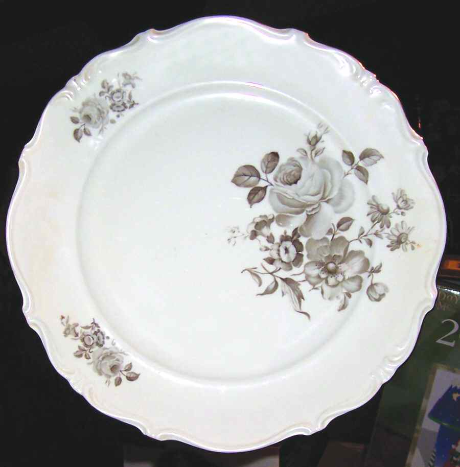 WIG711 Dinner Plate by Winterling - Bavaria-1