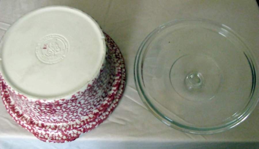Rose Sponge 1.5 Qt Round Covered Casserole by Workshop Gerald Henn-1