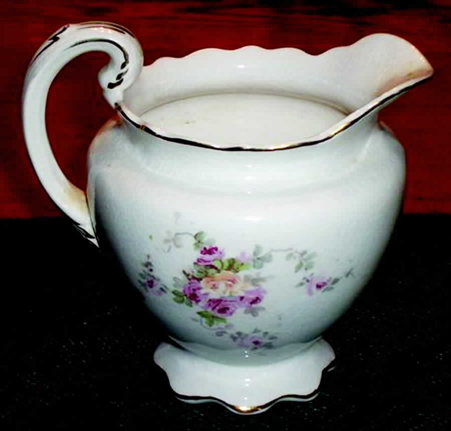 NX3211 Creamer by Warwick-1