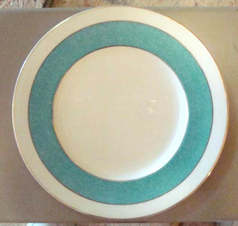 WW332 Salad Plate by Wedgwood-1