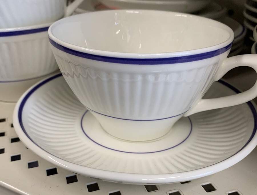 WW334 Flat Cup & Saucer Set by Wedgwood-1