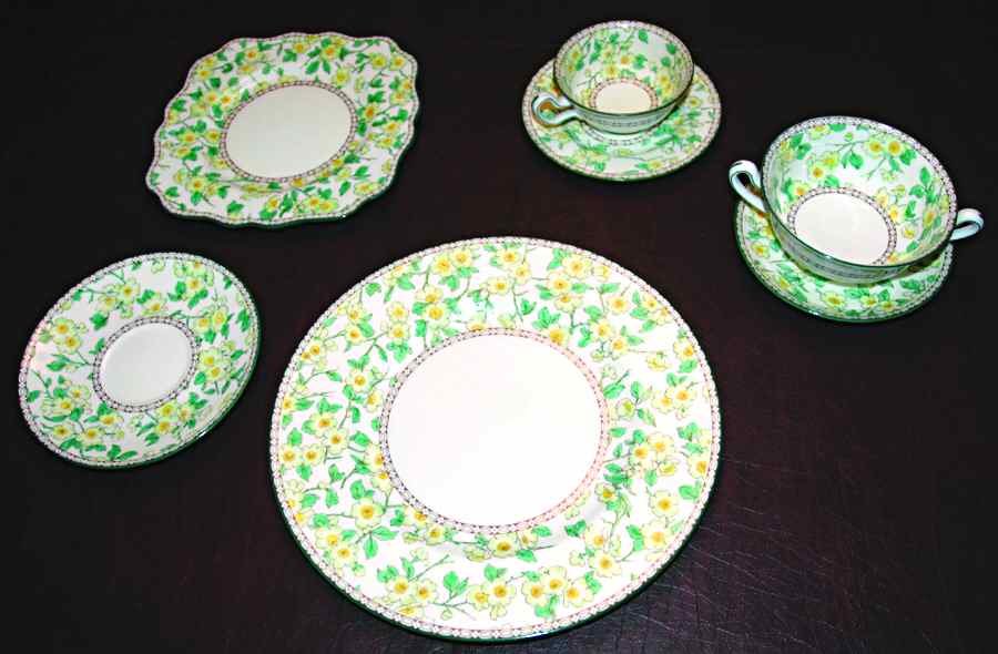 Freya Green Dinner Plate by Wedgwood-1